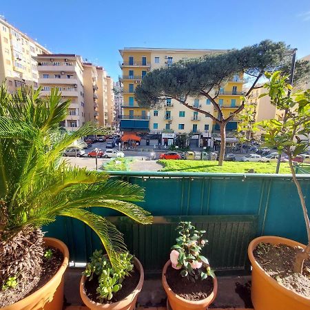 Domus Cesare Apartamento Nápoles Exterior foto