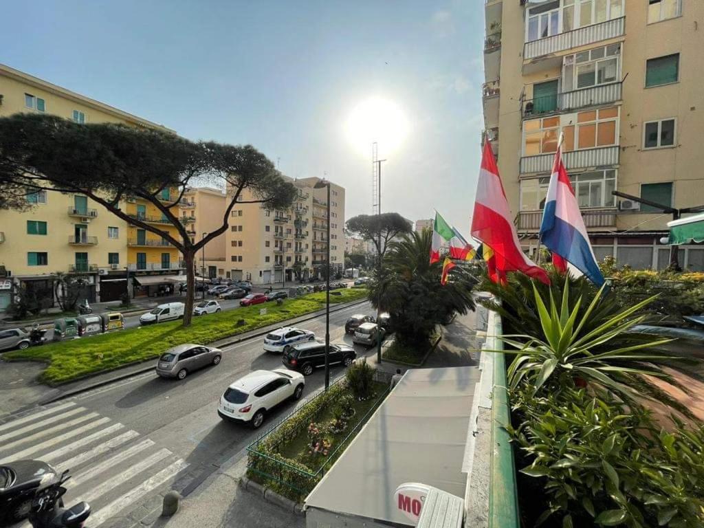 Domus Cesare Apartamento Nápoles Exterior foto