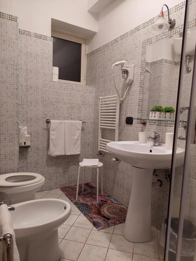 Domus Cesare Apartamento Nápoles Exterior foto