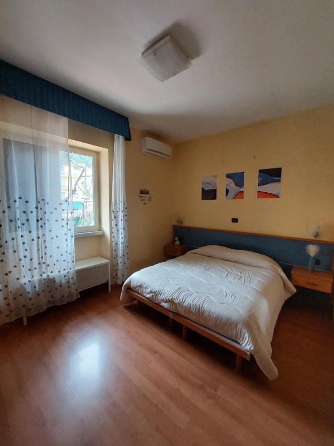 Domus Cesare Apartamento Nápoles Exterior foto